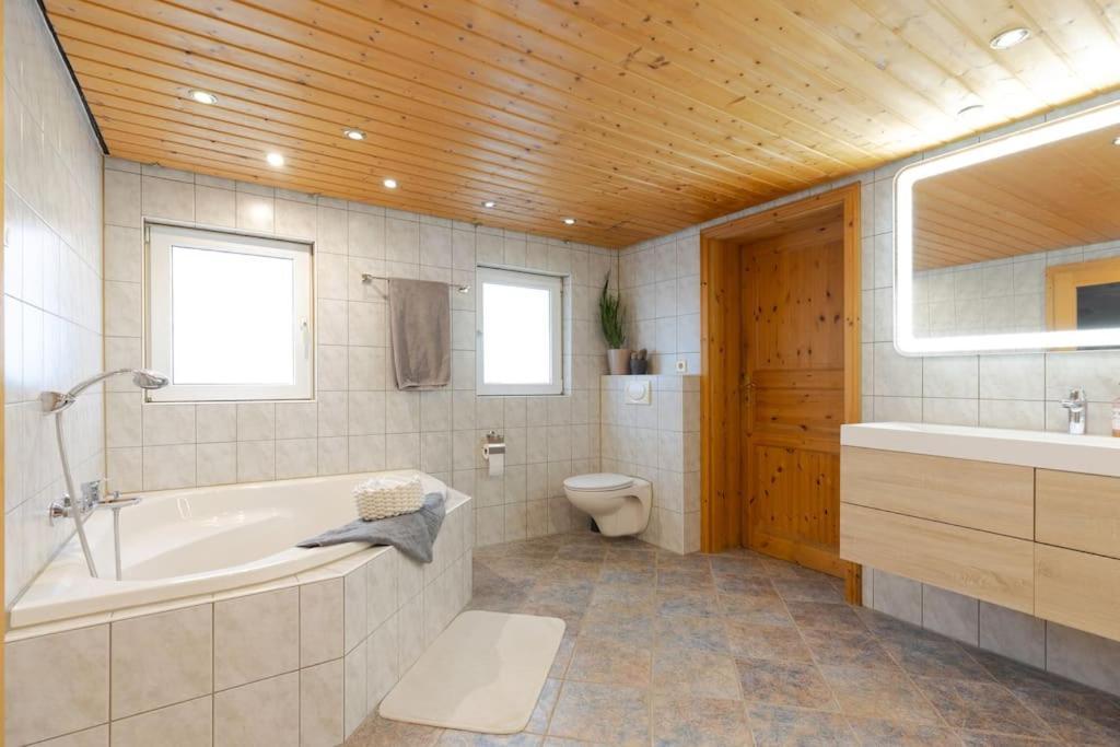 Helles Gaestehaus In St. Johann Sankt Johann  Екстер'єр фото